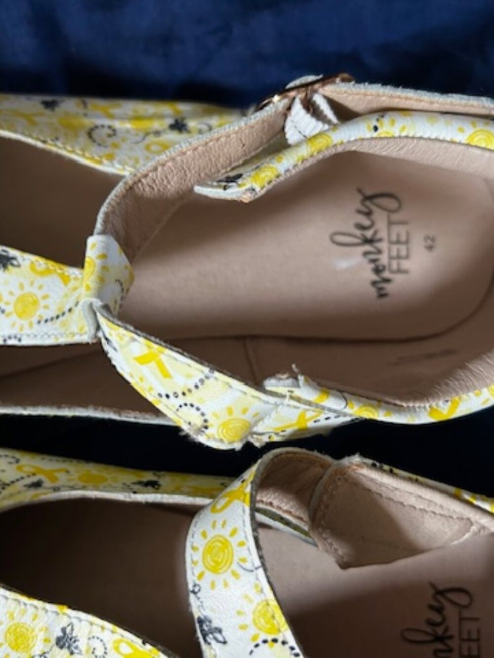 leather monkey feet size 42 flats shoes womens yellow white casual dress 10 - Picture 7 of 8